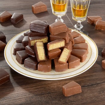 Baumkuchenspitzen mit Jamaica-Rum umhüllt mit Zartbitterschokolade  (15 Packungen pro Ktn.)